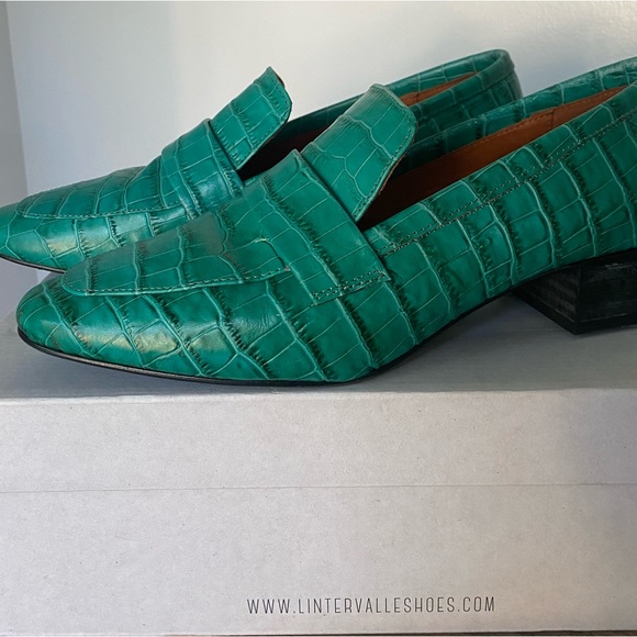 Beautiful loafers perfect for work! - Picture 6 of 6